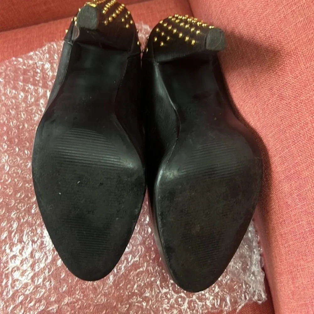 STEVE MADDEN CLUBBIN LEATHER WOMENS BLACK STUDDED ANKLE BOOTIES SIZE 8 1/2‎
